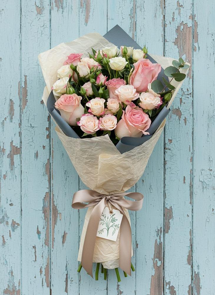 Букет цветов из: Розы в Лениногорске