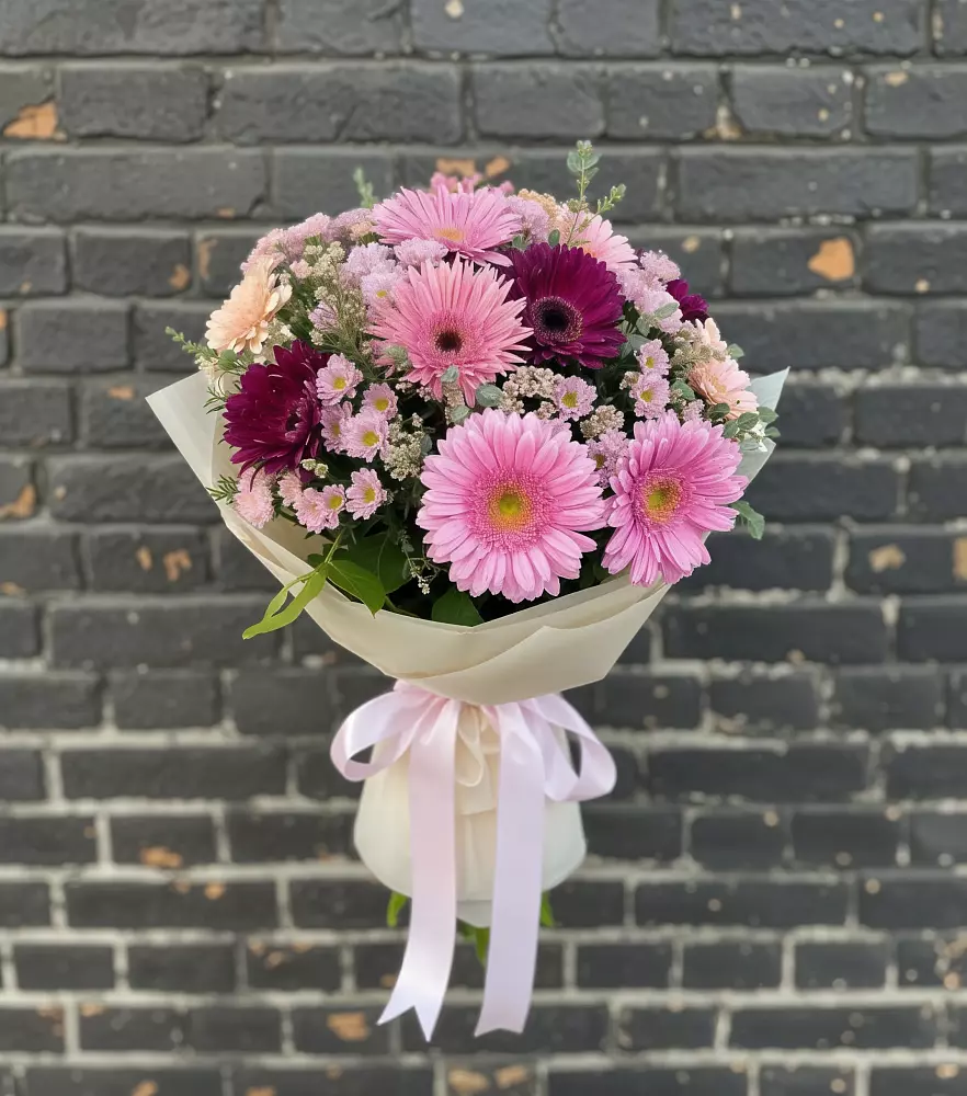 Букет цветов из: Герберы и Хризантемы в Лениногорске