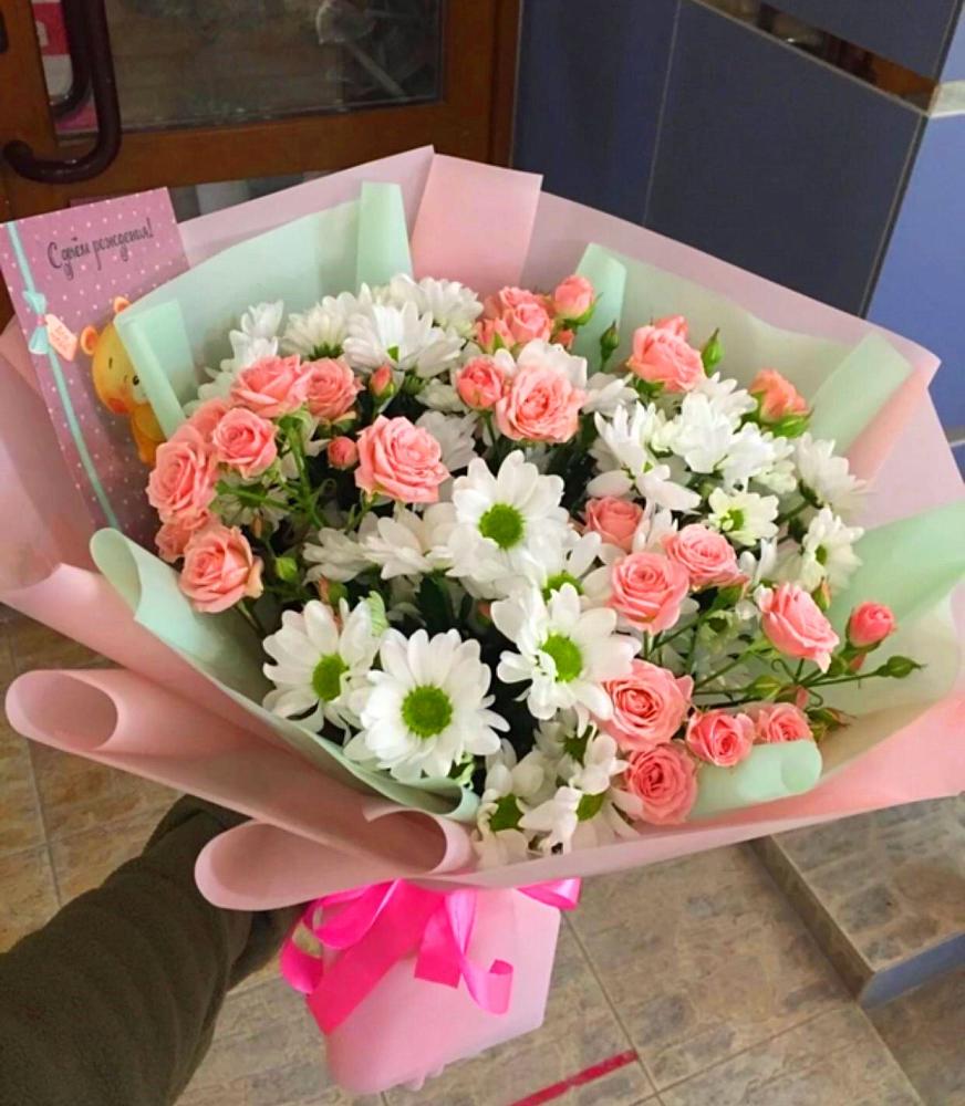 Букет цветов из: Розы и Хризантемы в Лениногорске