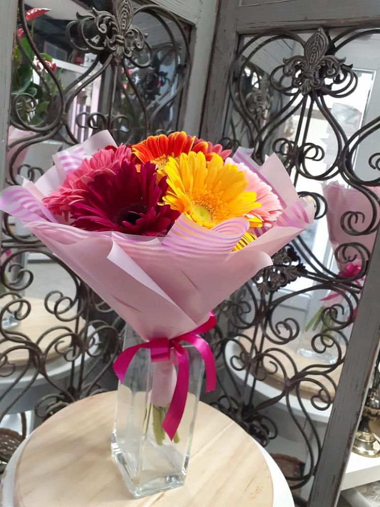 Букет цветов из: Герберы в Лениногорске