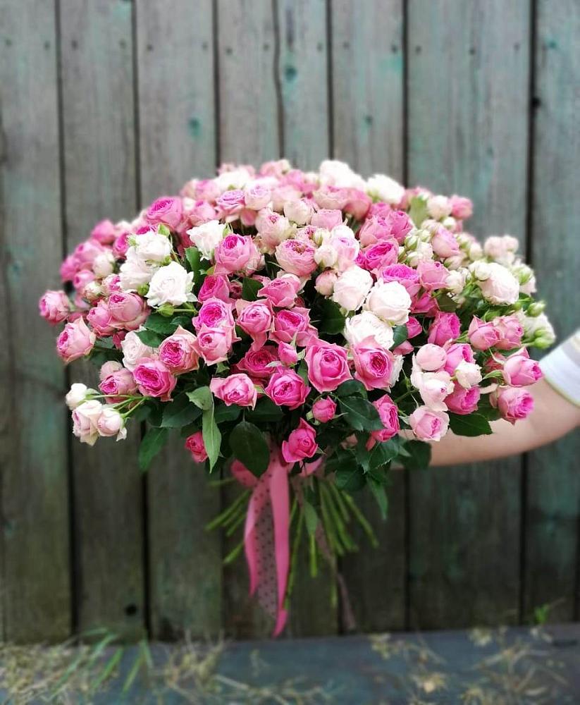 Букет Розовые кустовые розы Натали и Лав Лидия в Лениногорске