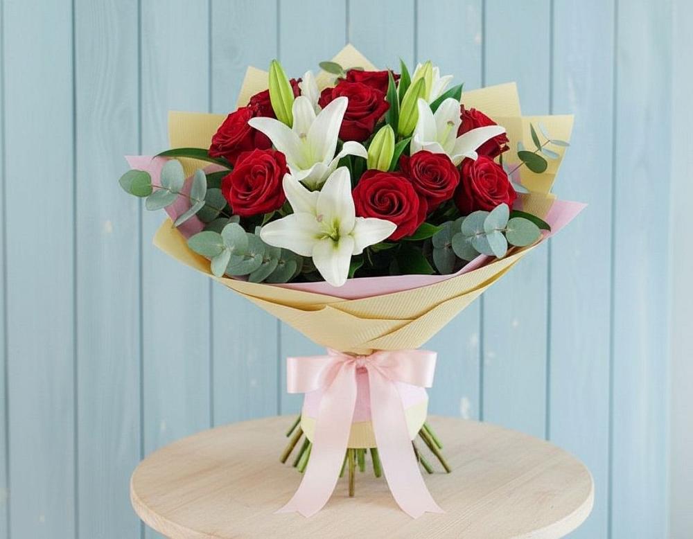 Букет цветов из: Лилии и Розы в Лениногорске